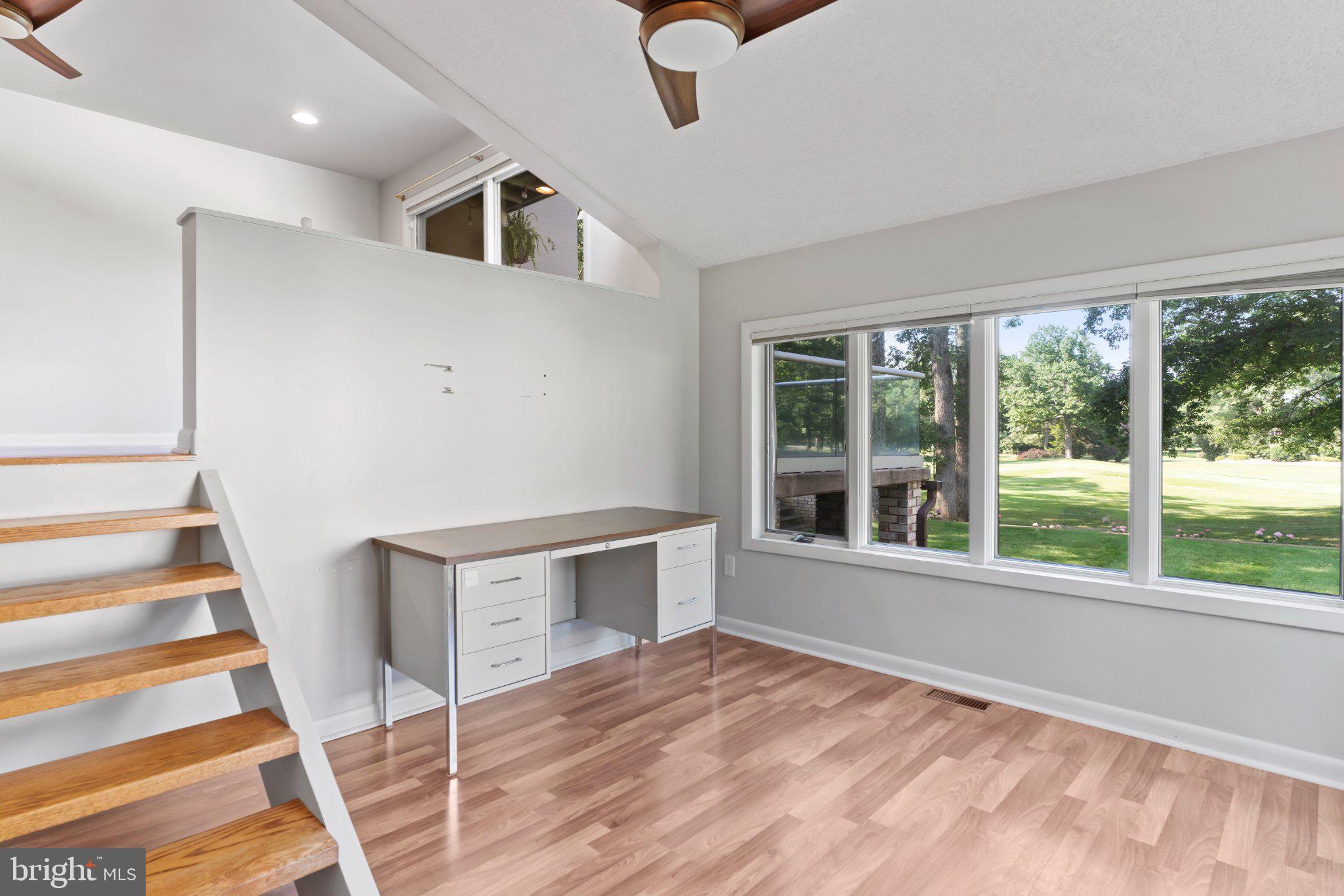 PENN NATIONAL GOLF COURSE COMMUNITY - Residential