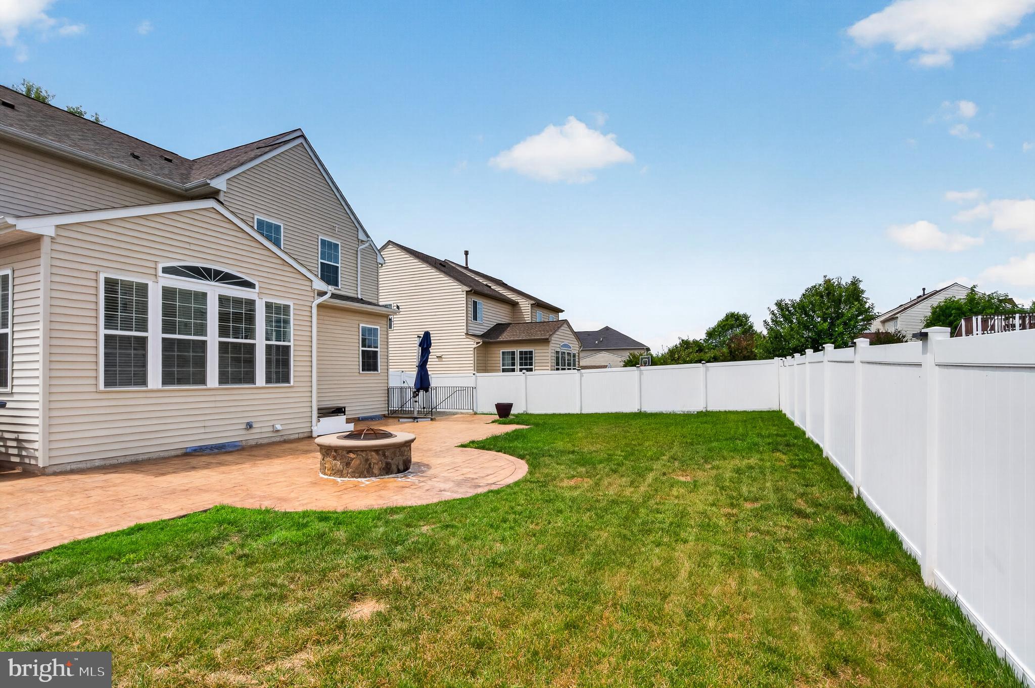 HOPE HILL CROSSING - Residential