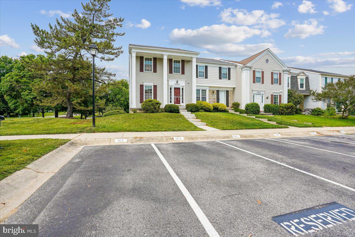 HALLOWELL - Residential