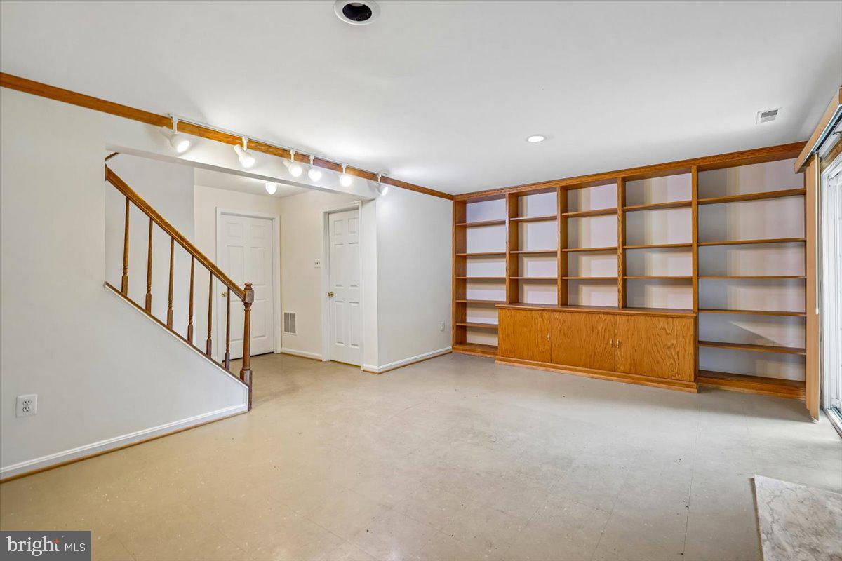 HALLOWELL - Residential
