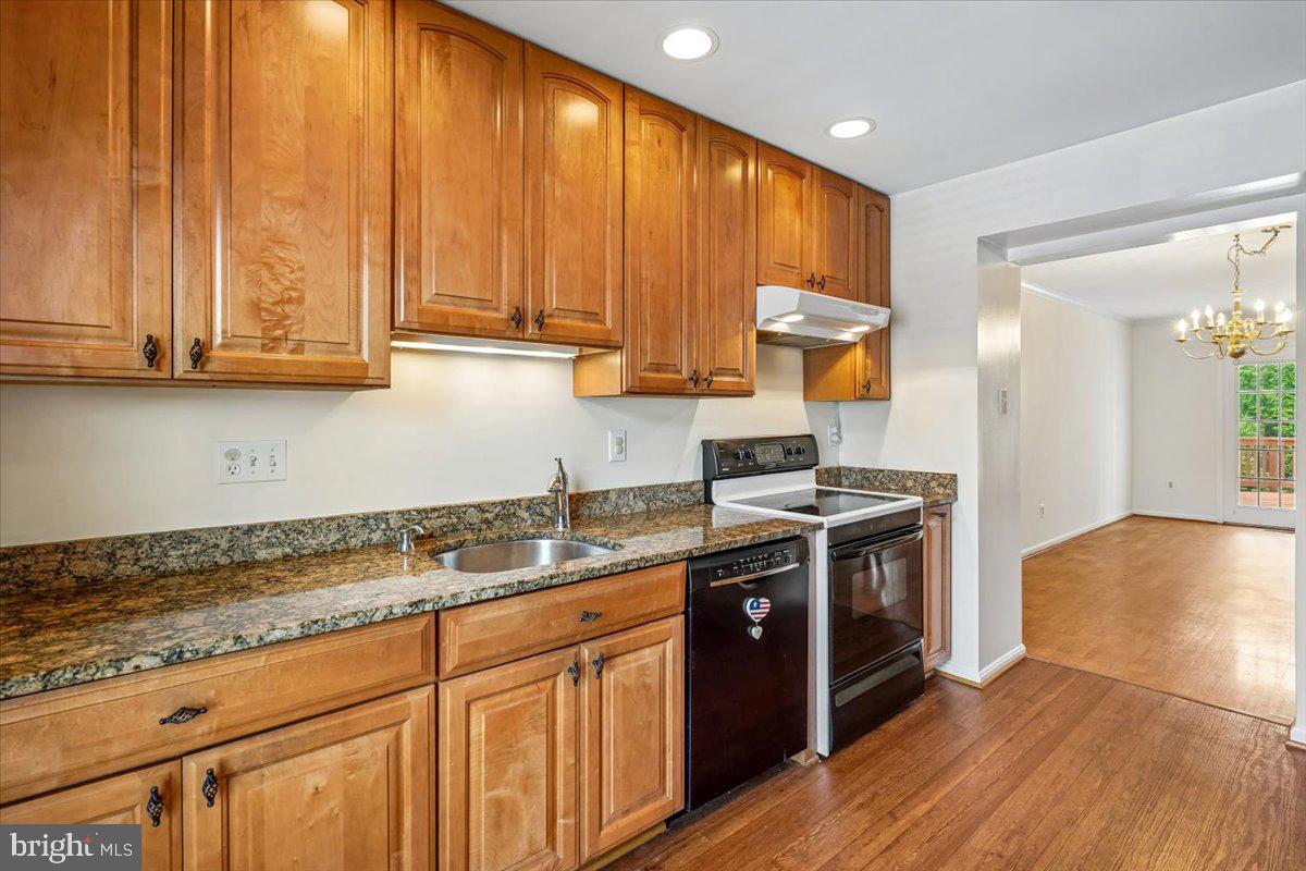 HALLOWELL - Residential