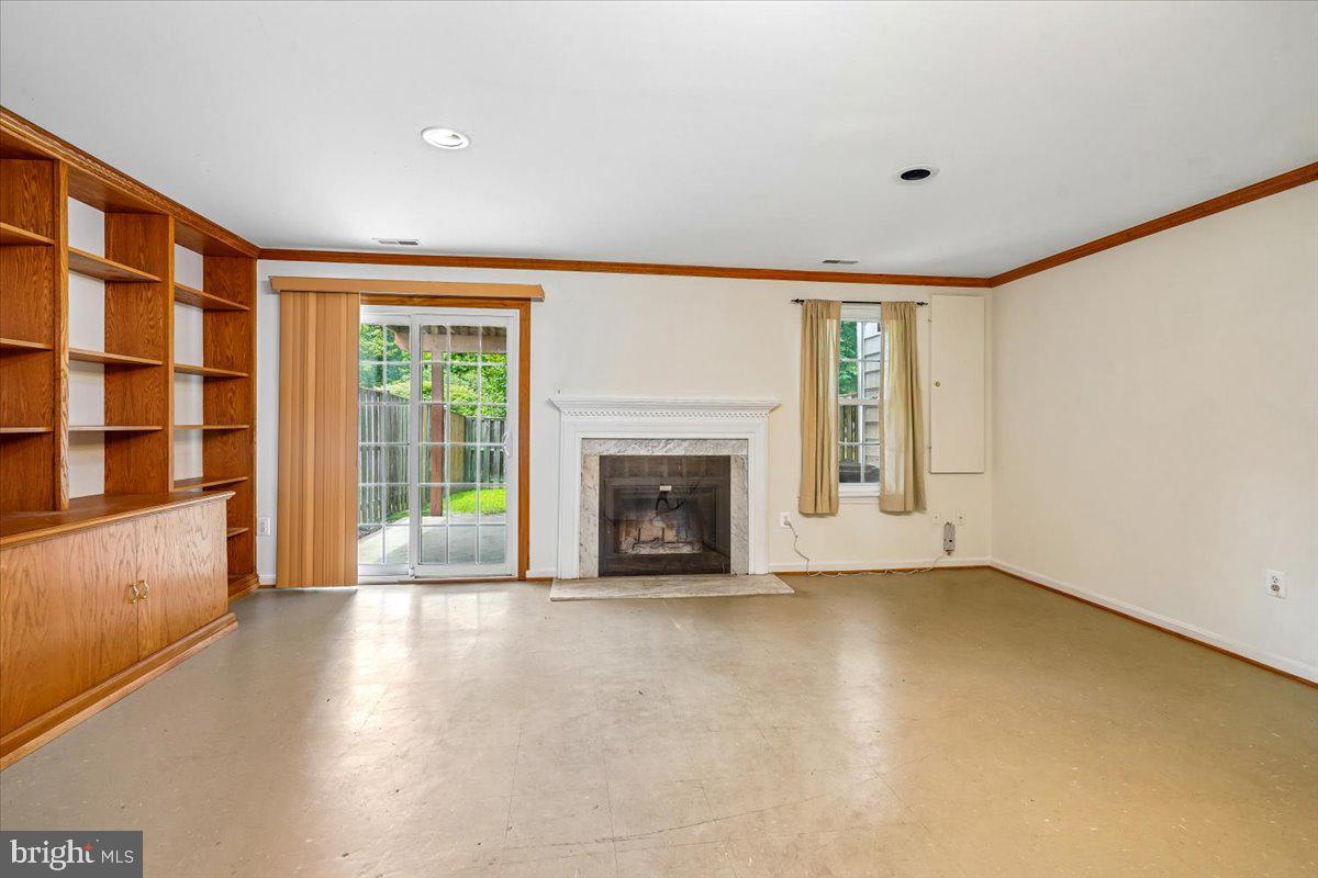 HALLOWELL - Residential