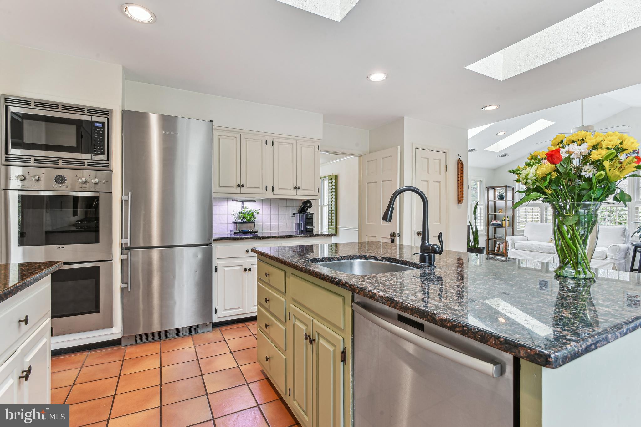 POTOMAC HUNT ACRES - Residential