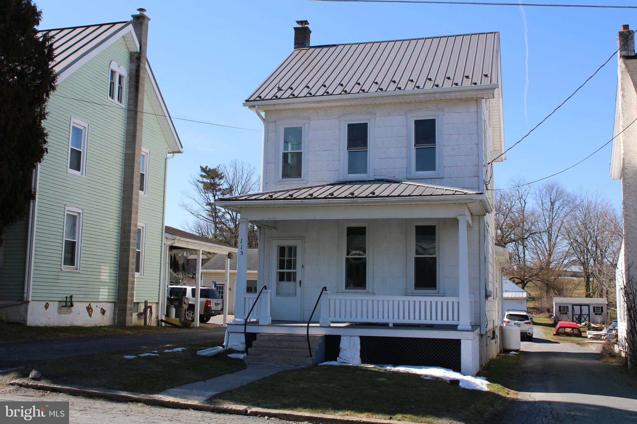 EAST EARL TWP - Residential Lease
