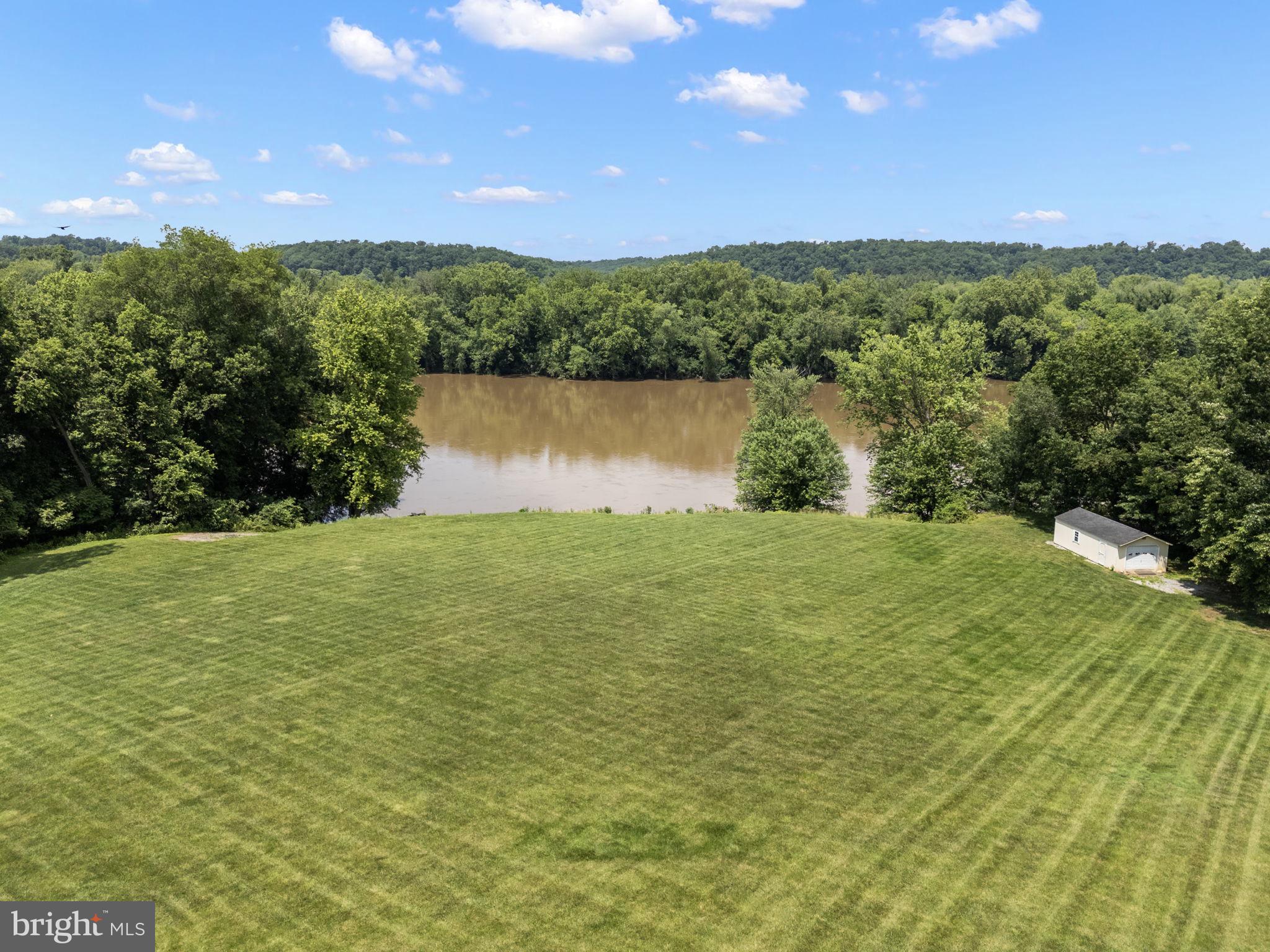 KINGSBROOKE ON THE POTOMAC - Residential
