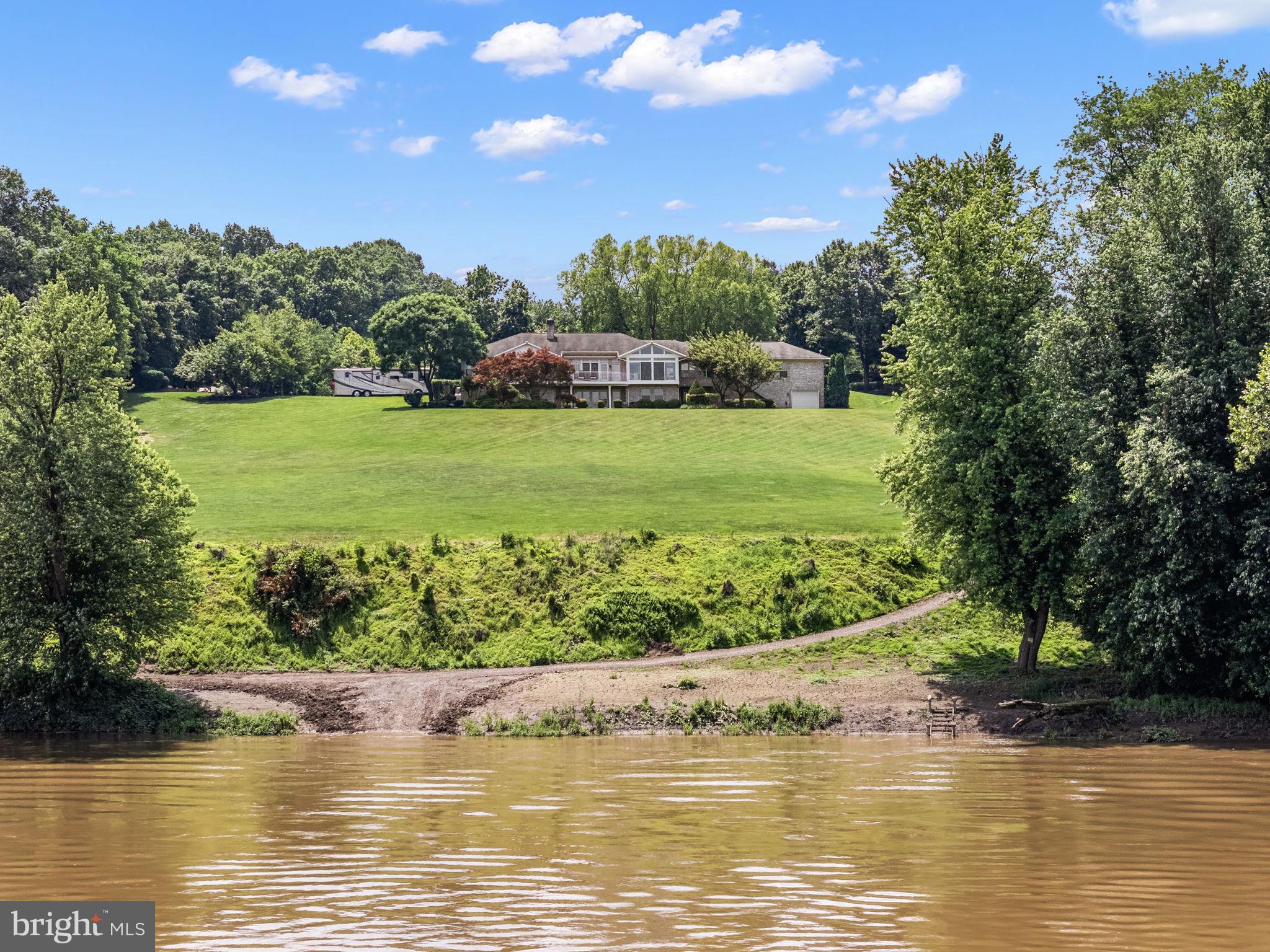 KINGSBROOKE ON THE POTOMAC - Residential