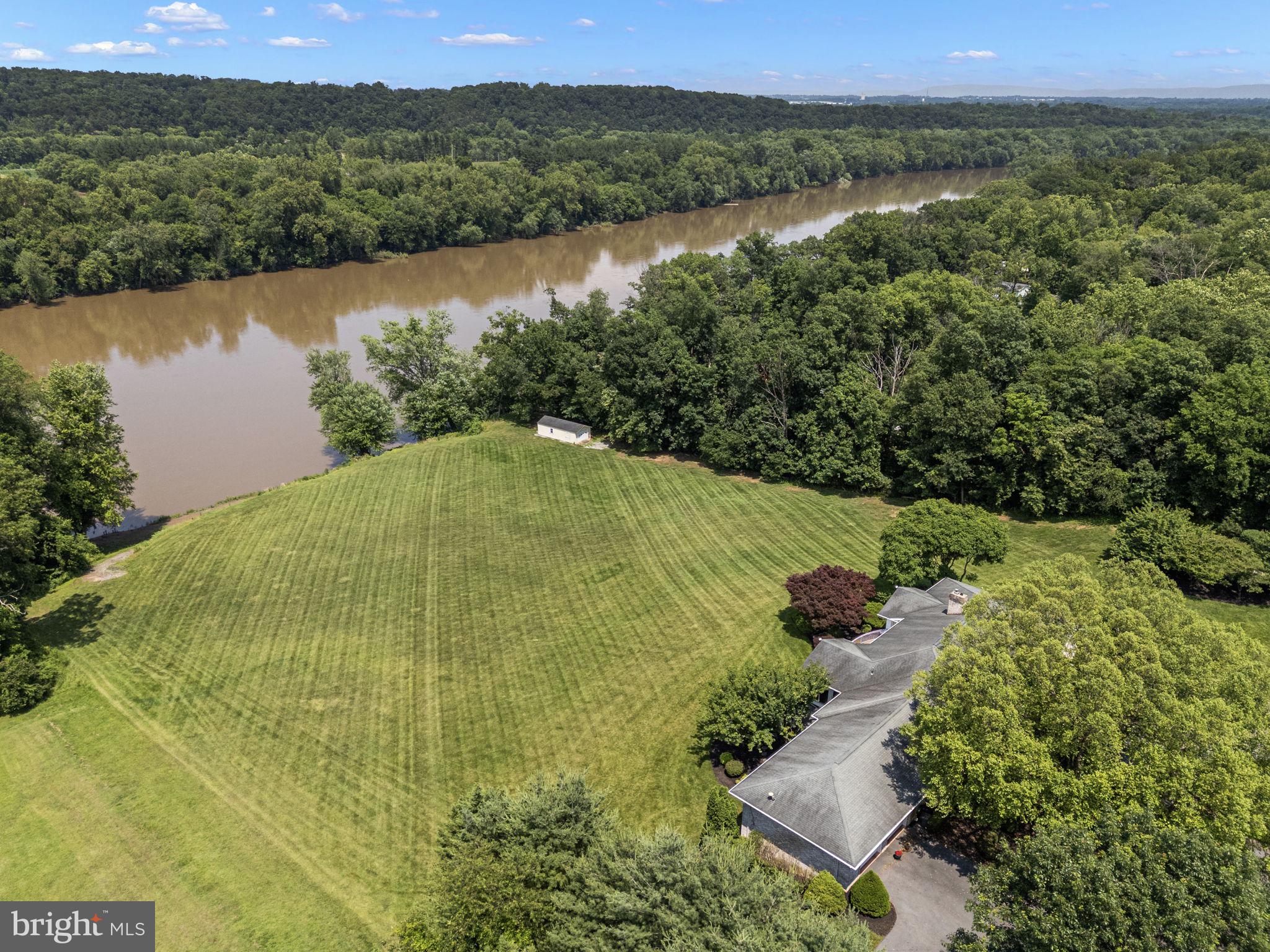 KINGSBROOKE ON THE POTOMAC - Residential