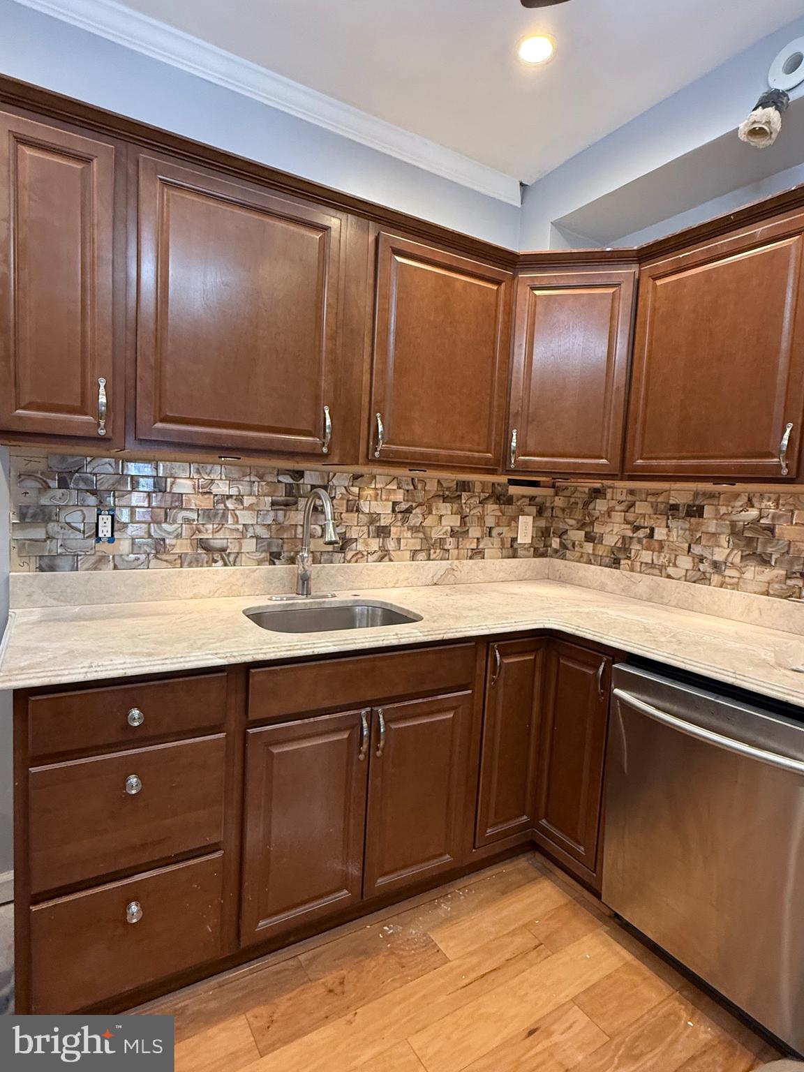 PORT RICHMOND - Residential