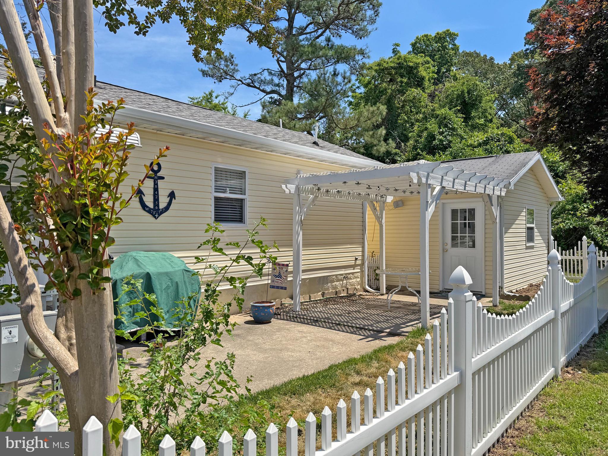CAMELOT MHP - Residential