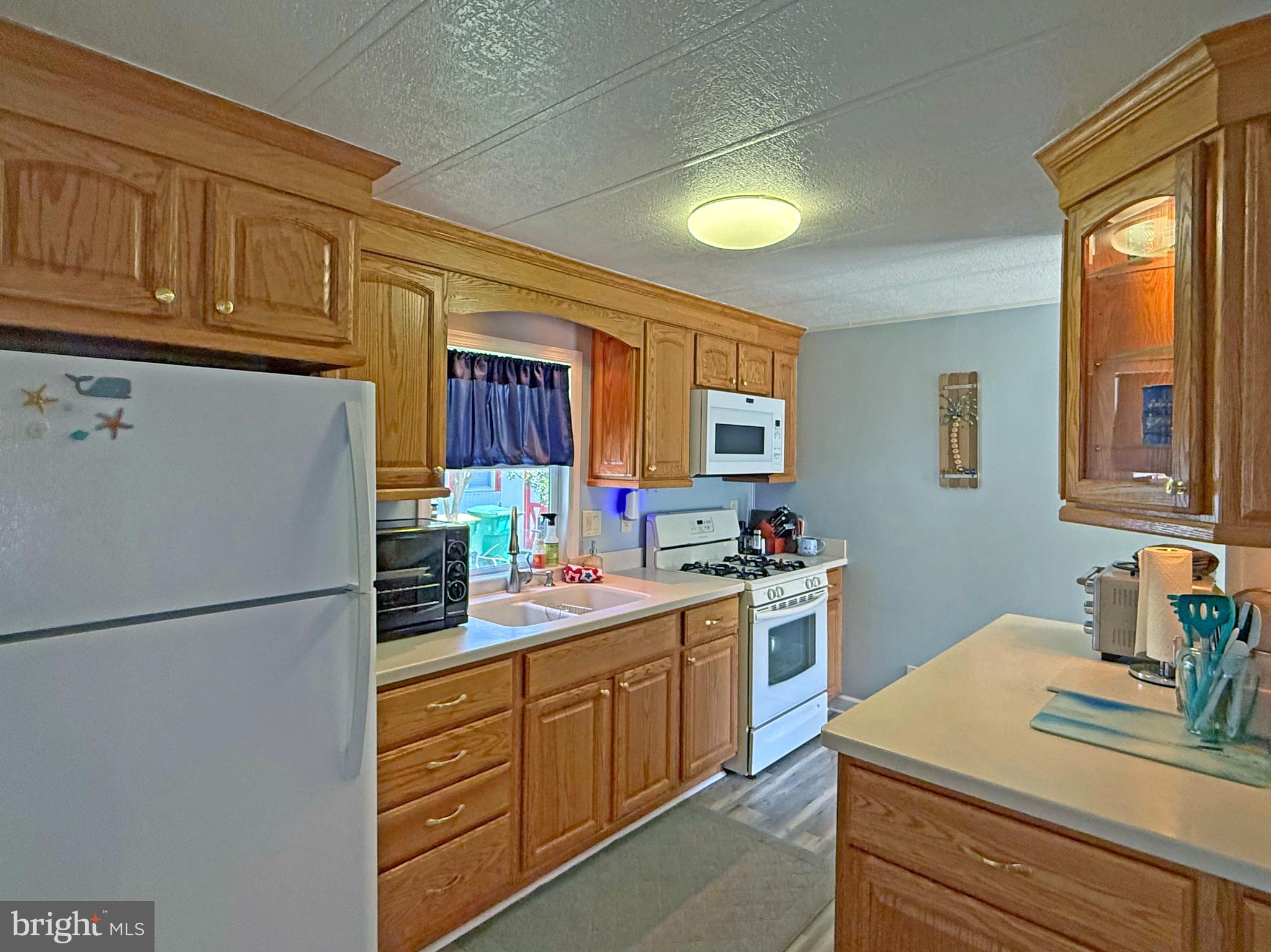 CAMELOT MHP - Residential