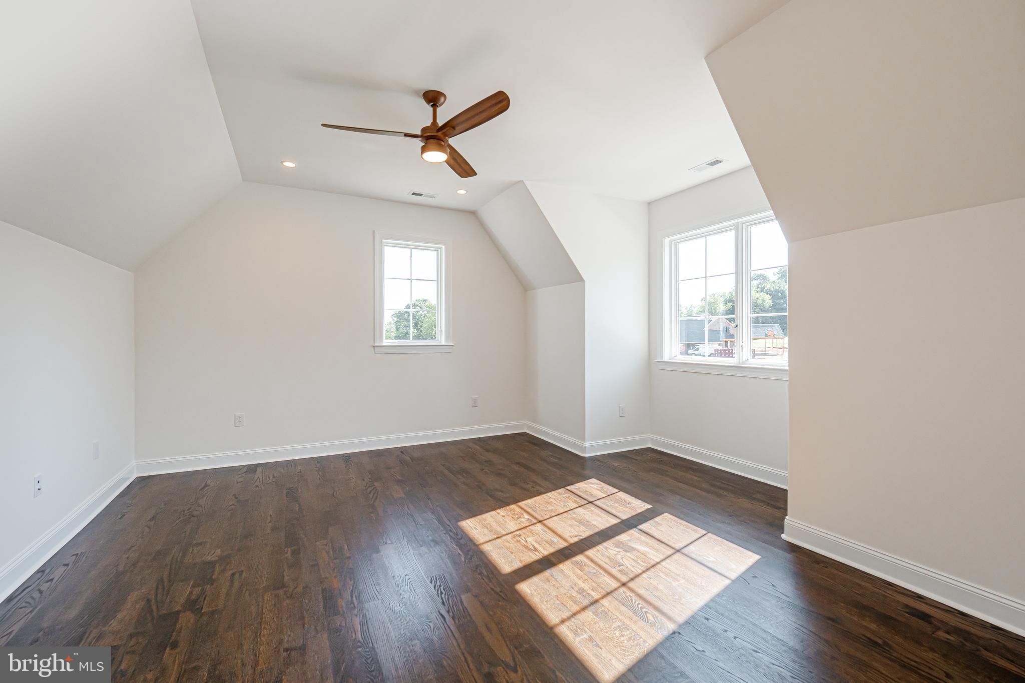 STONEBROOK - Residential