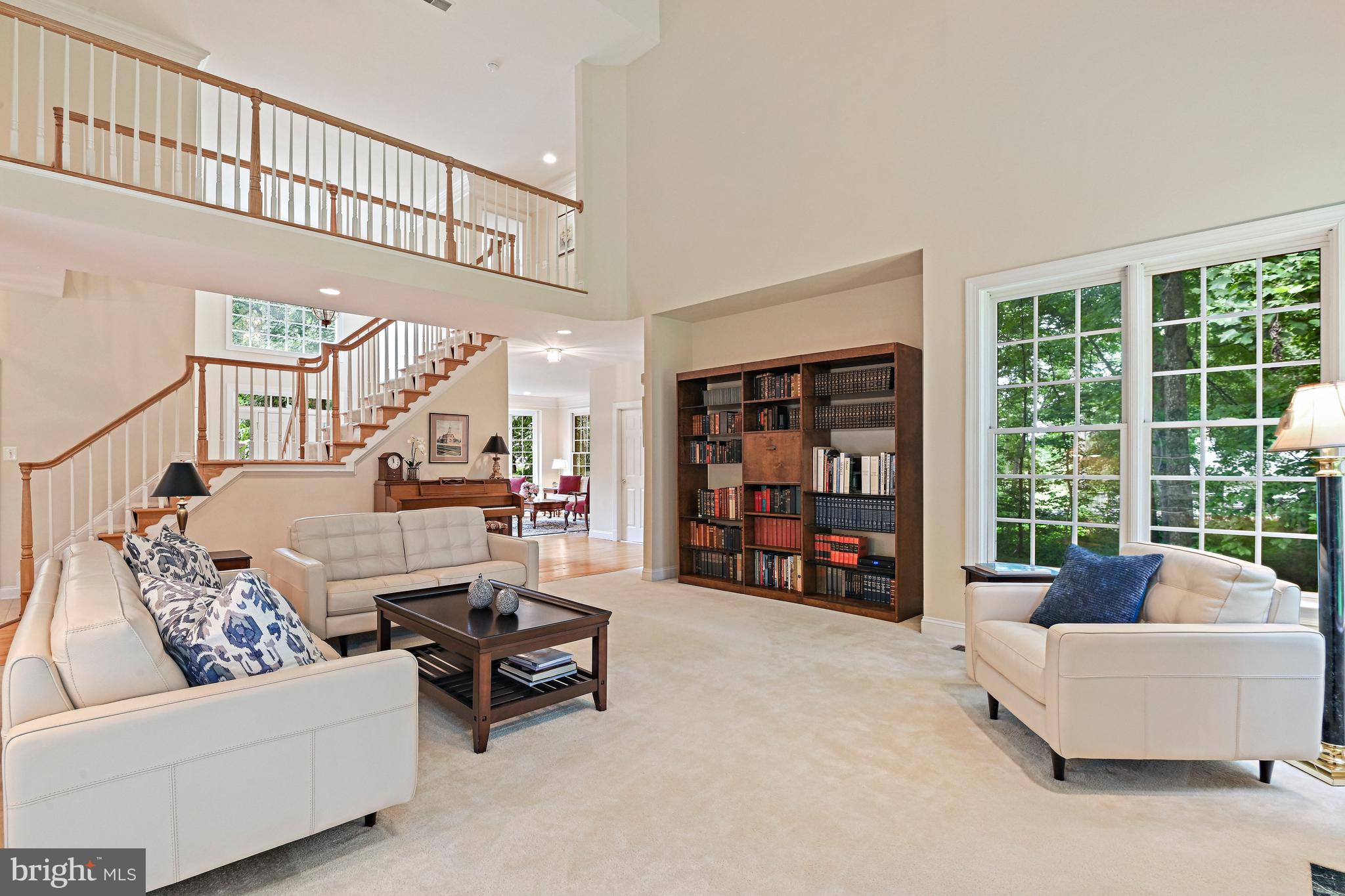 FOX RUN - Residential