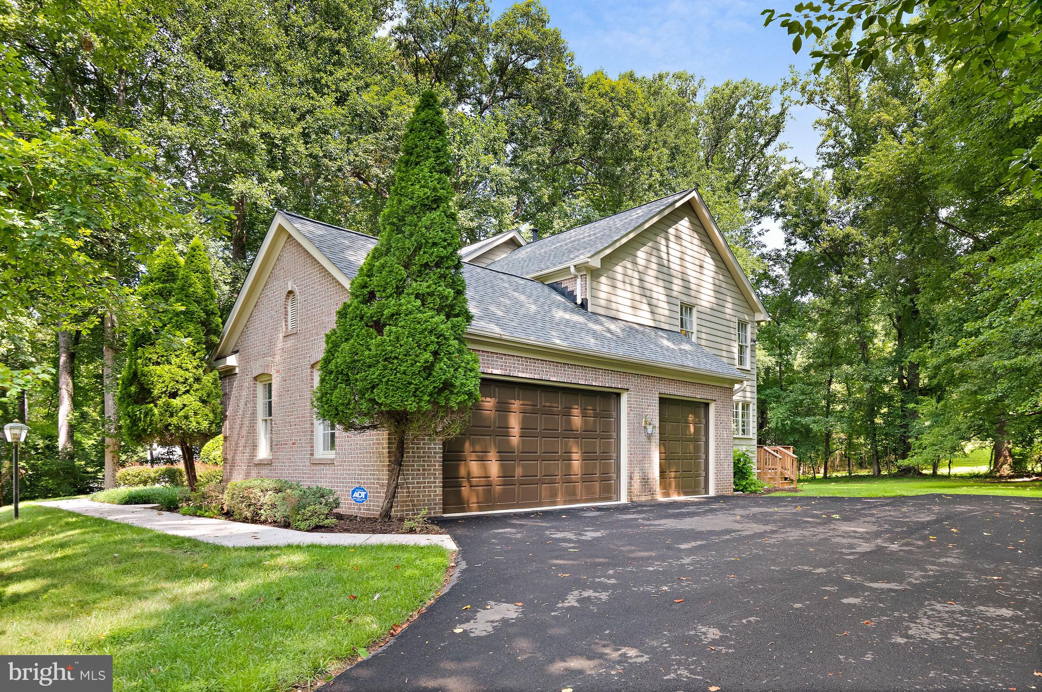 FOX RUN - Residential