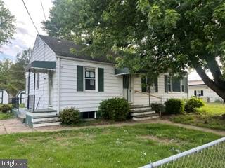 LYNDHURST - Residential