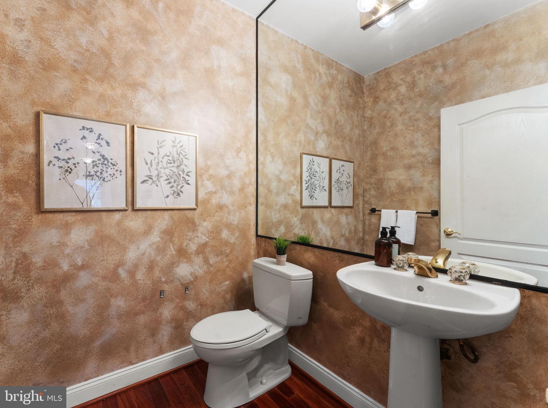 PINDELL CHASE - Residential