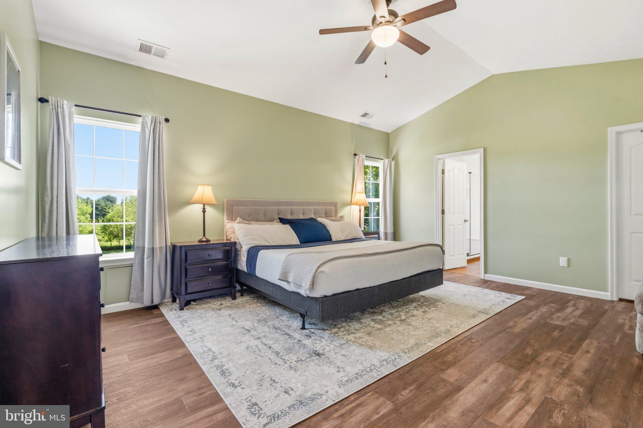 DEVON FARMS - Residential