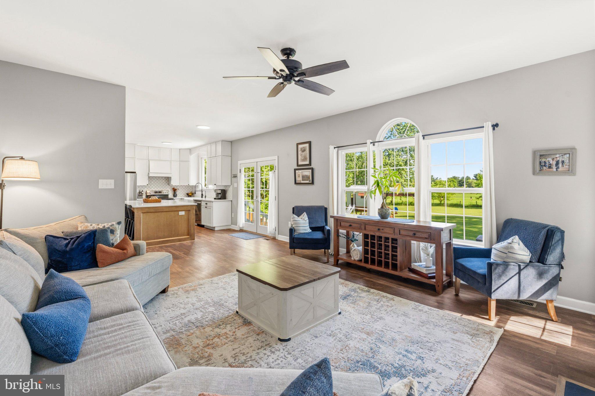 DEVON FARMS - Residential