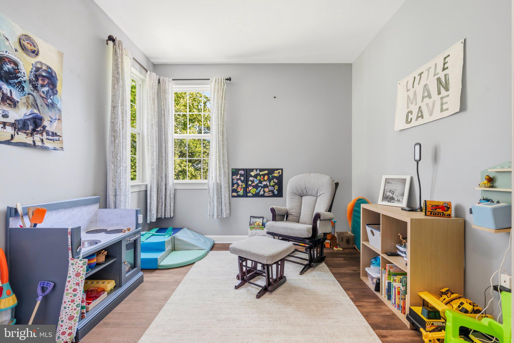 DEVON FARMS - Residential