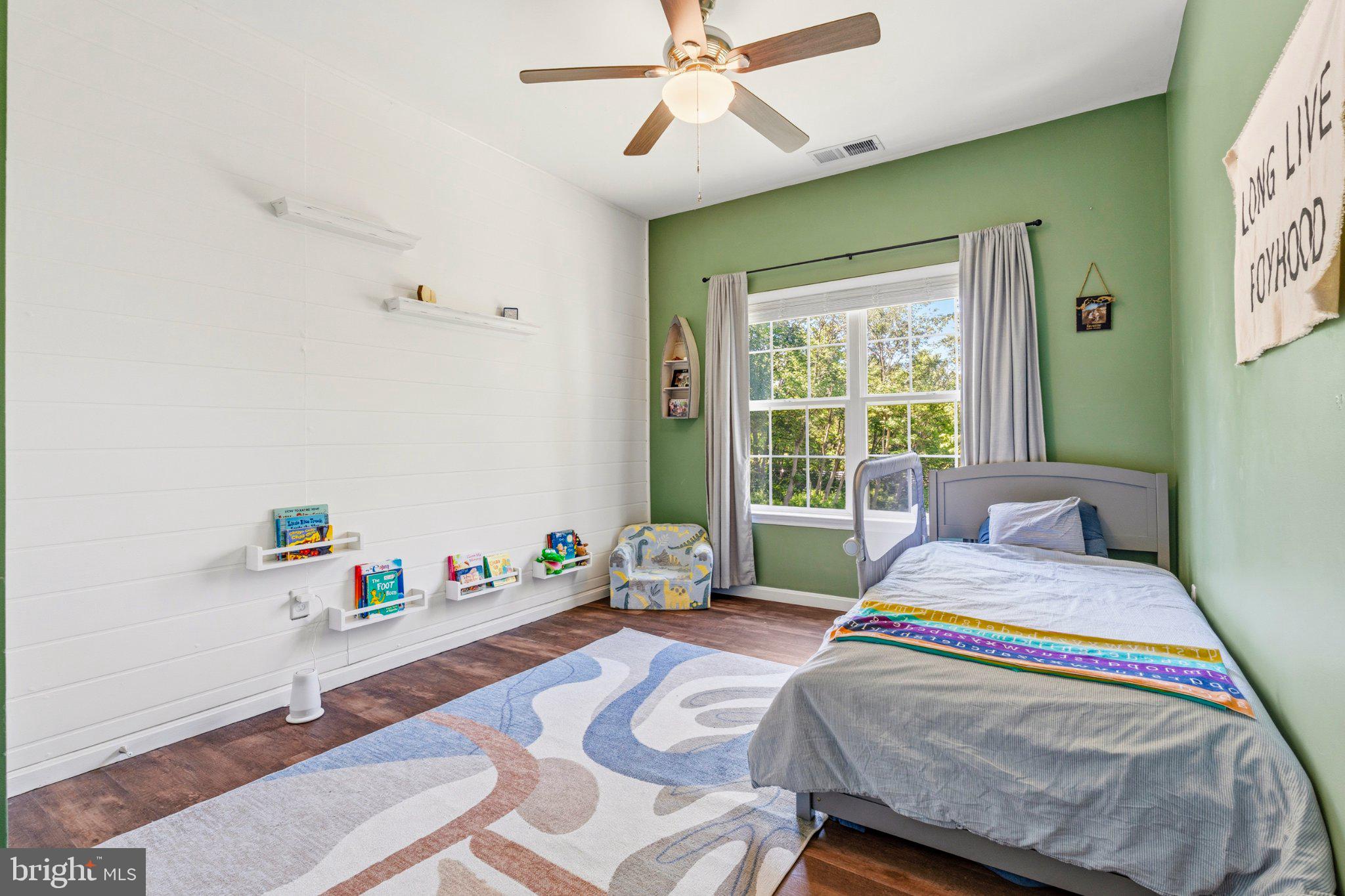 DEVON FARMS - Residential