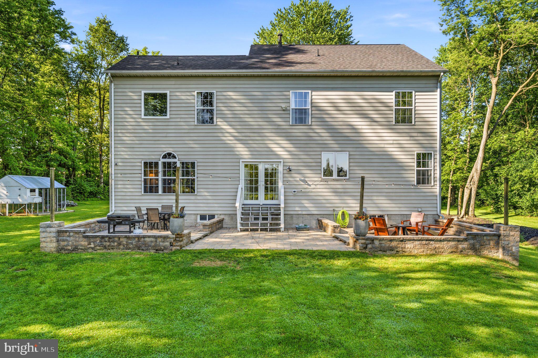 DEVON FARMS - Residential