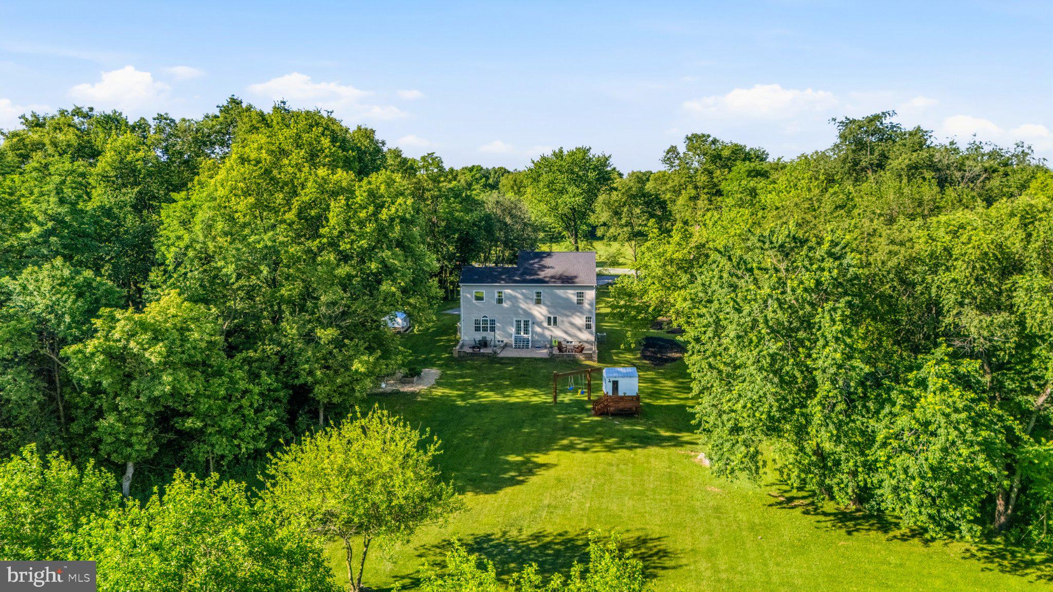 DEVON FARMS - Residential