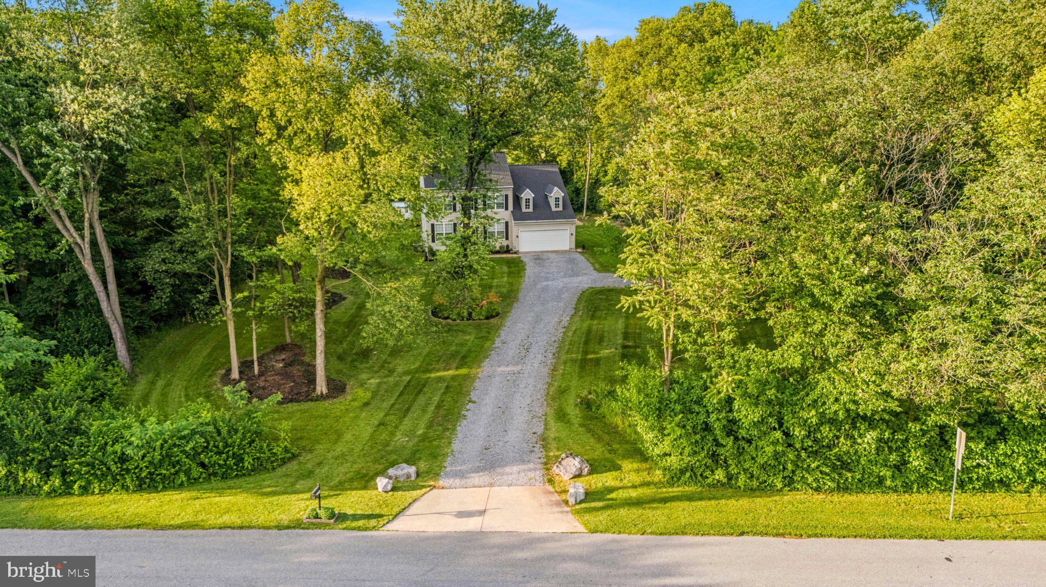 DEVON FARMS - Residential