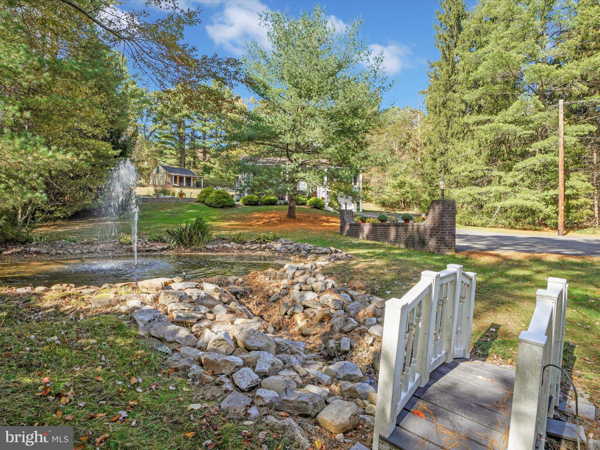 WILLIAMSTOWN - Residential