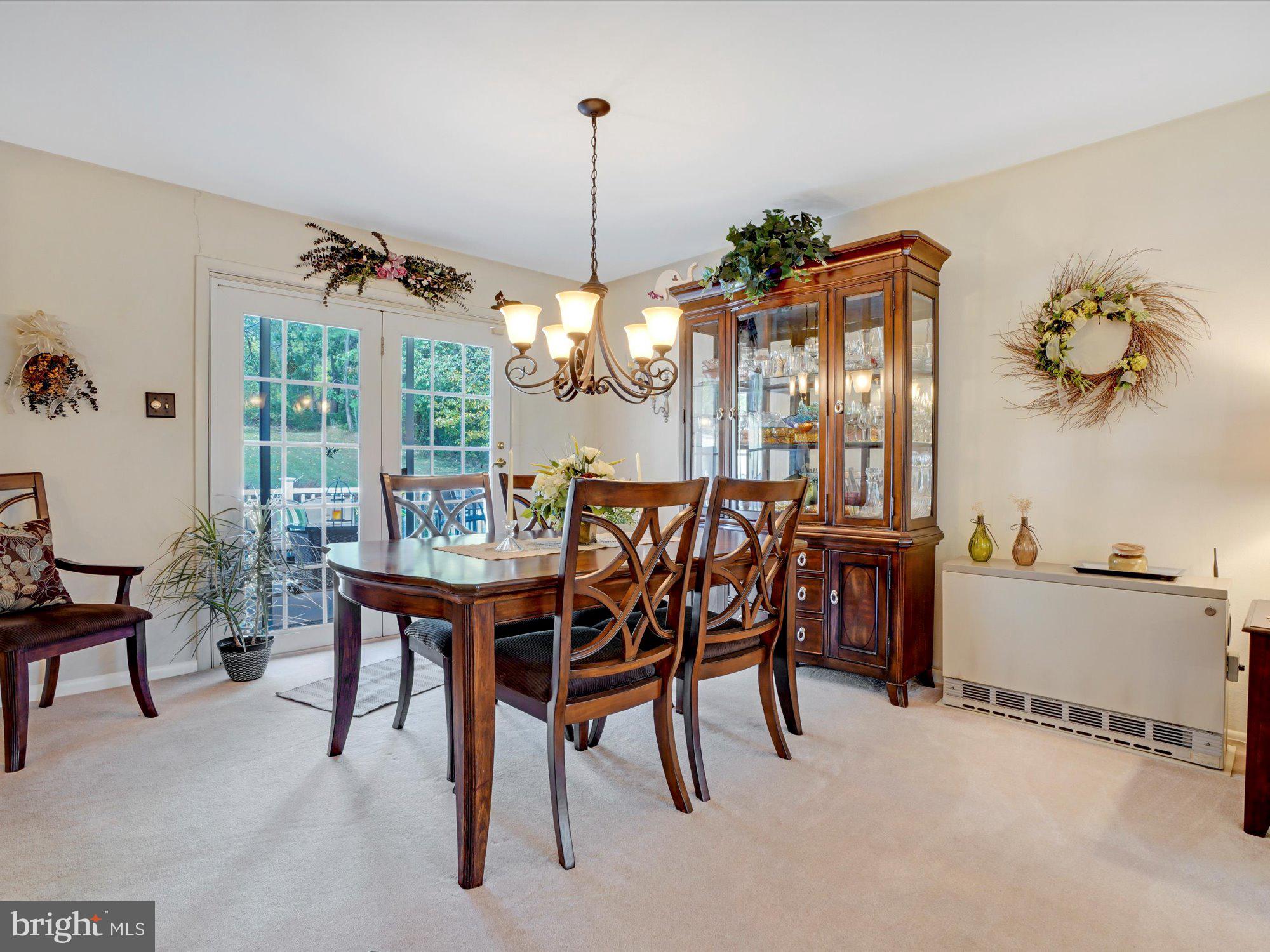 WILLIAMSTOWN - Residential