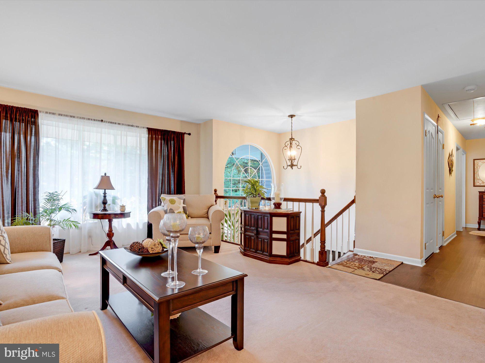 WILLIAMSTOWN - Residential