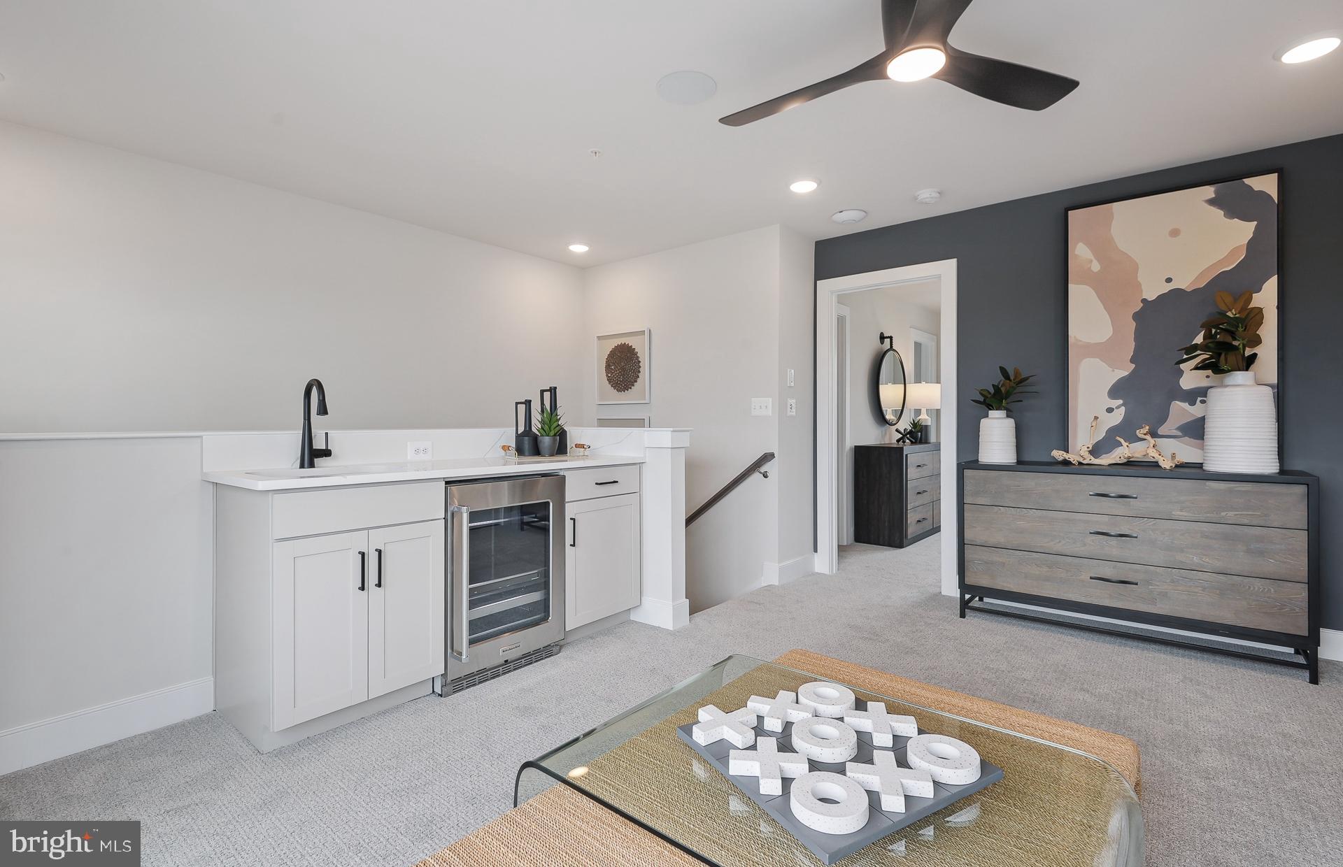 OVERLOOK AT FAIRFAX BOULEVARD - Residential