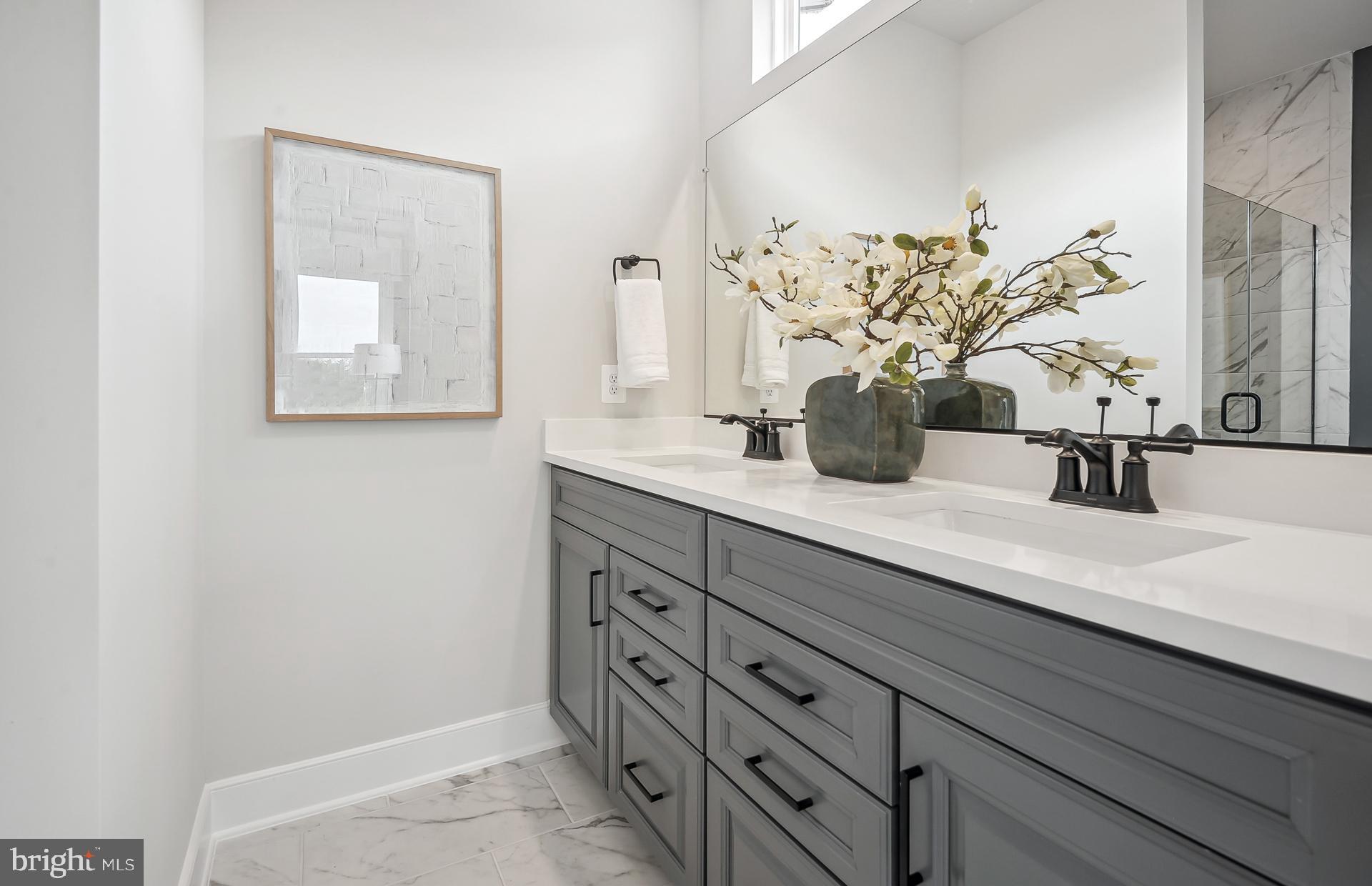 OVERLOOK AT FAIRFAX BOULEVARD - Residential