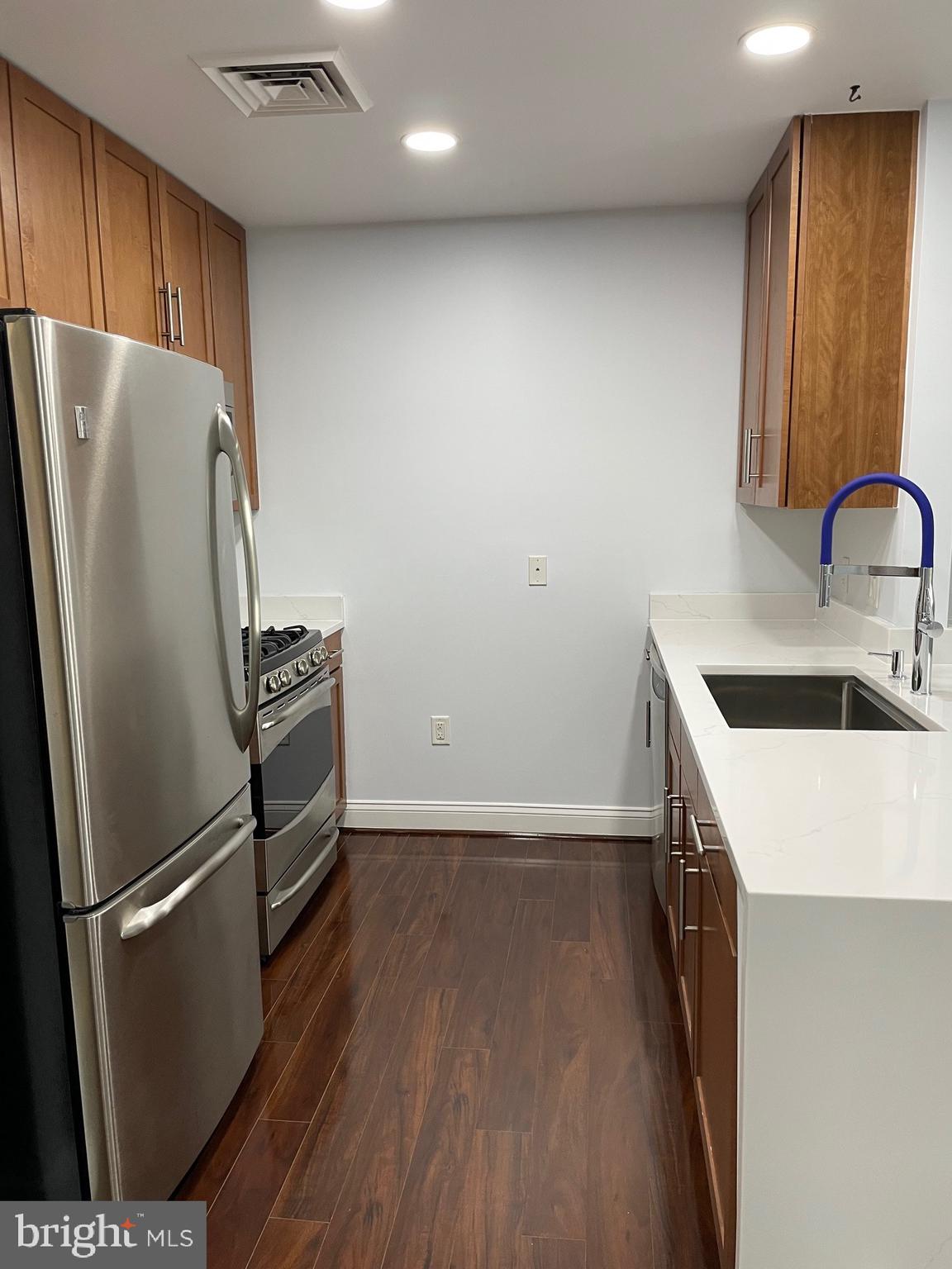 THE MONARCH - Residential Lease