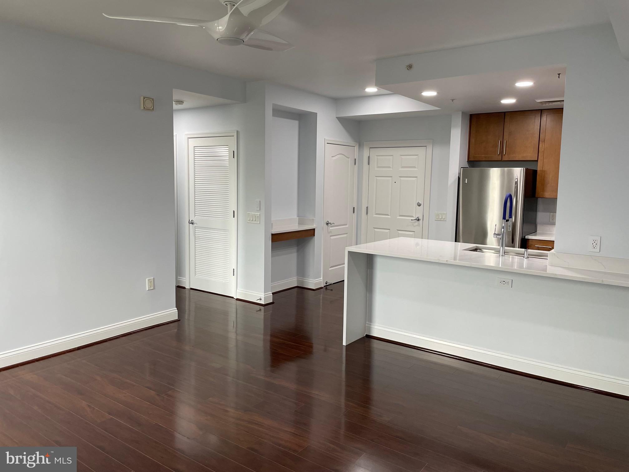 THE MONARCH - Residential Lease