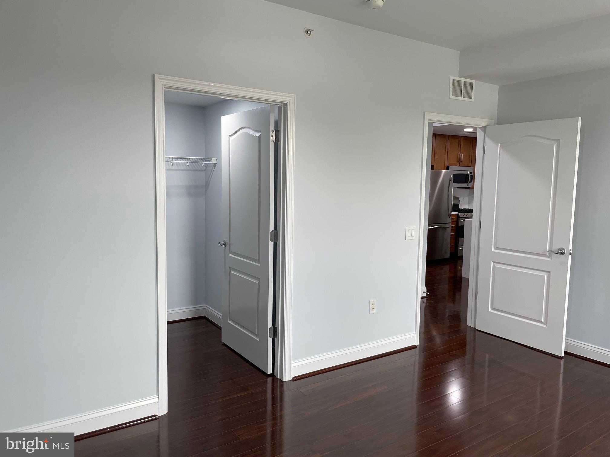 THE MONARCH - Residential Lease