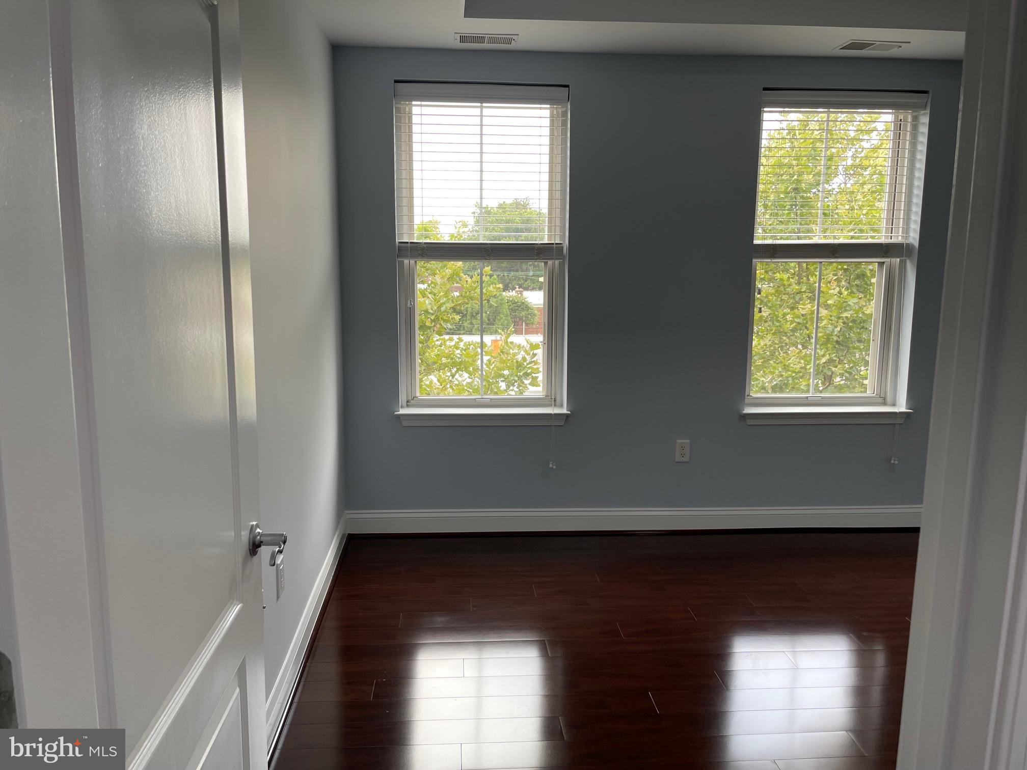 THE MONARCH - Residential Lease