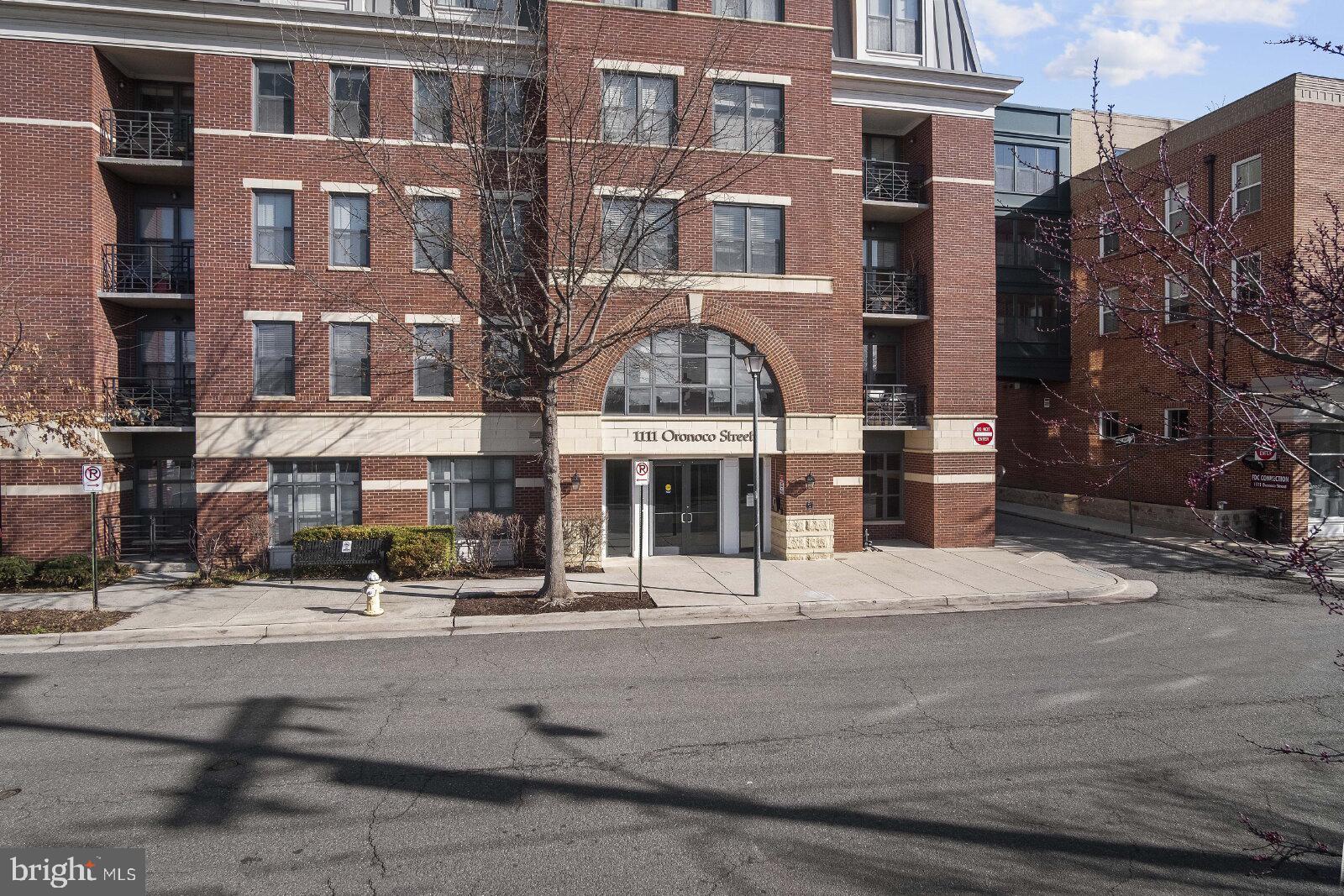 THE MONARCH - Residential Lease