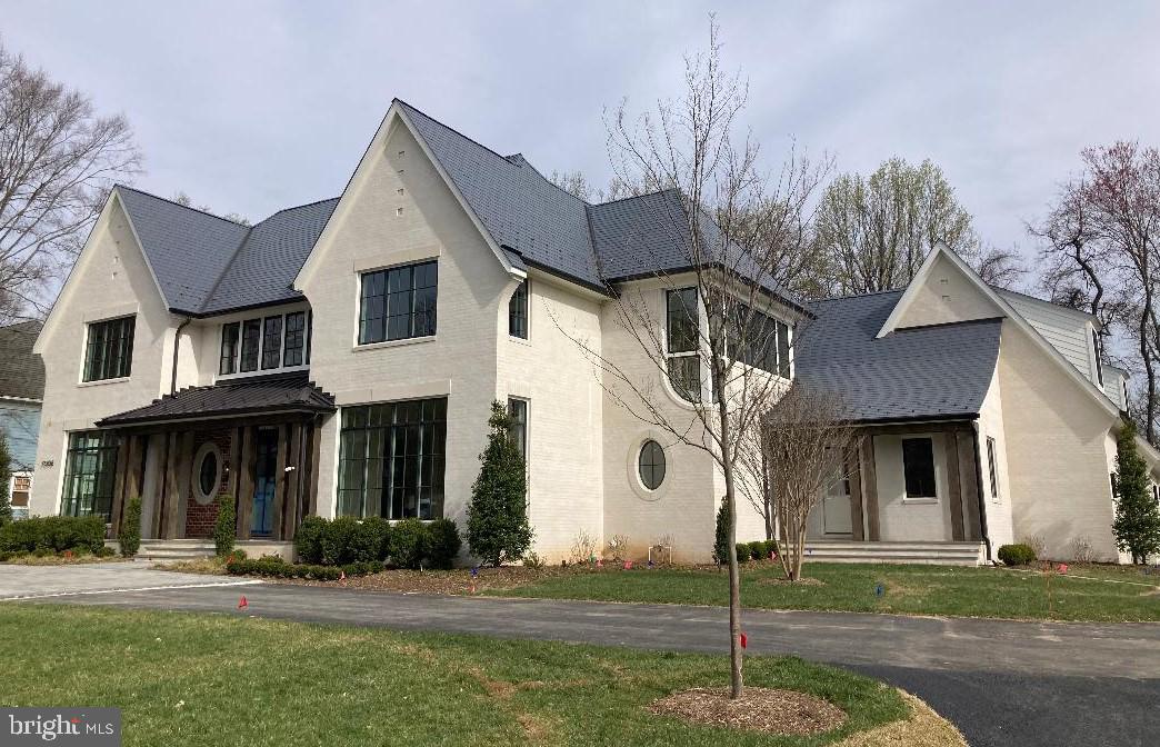 LANGLEY FOREST - Residential