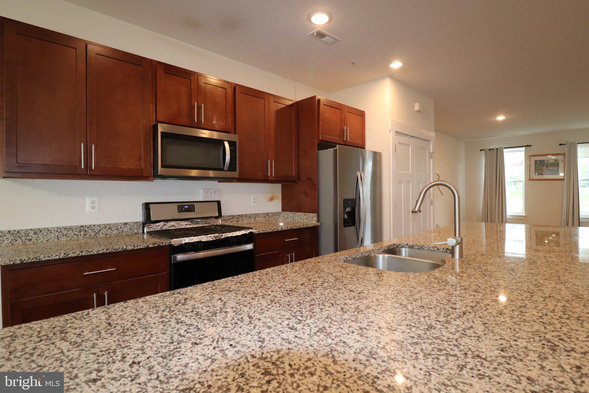 WAVERLEY VIEW - Residential