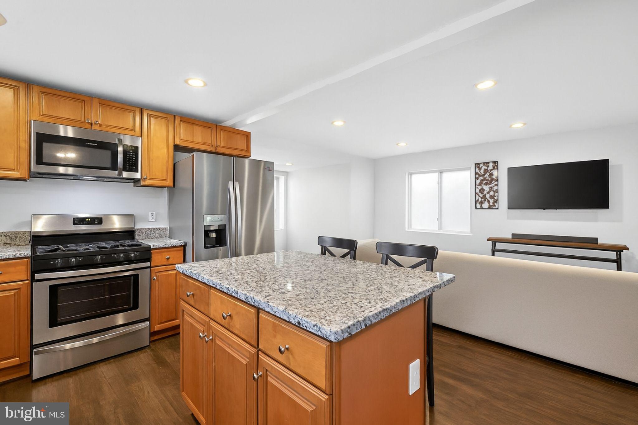 HIGHLAND PARK - Residential