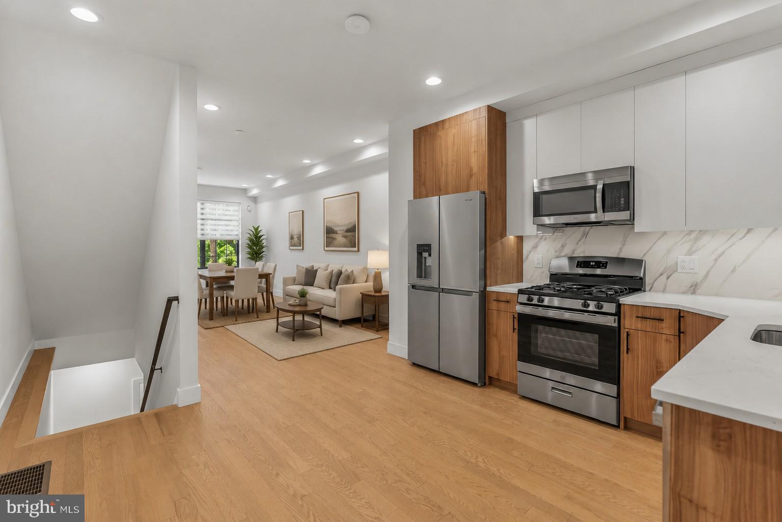 KENSINGTON - Residential