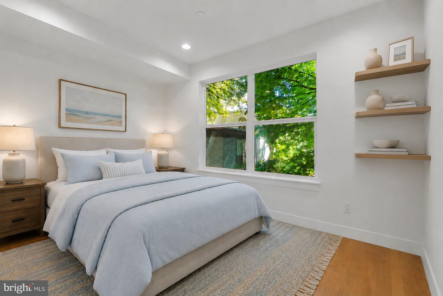 KENSINGTON - Residential