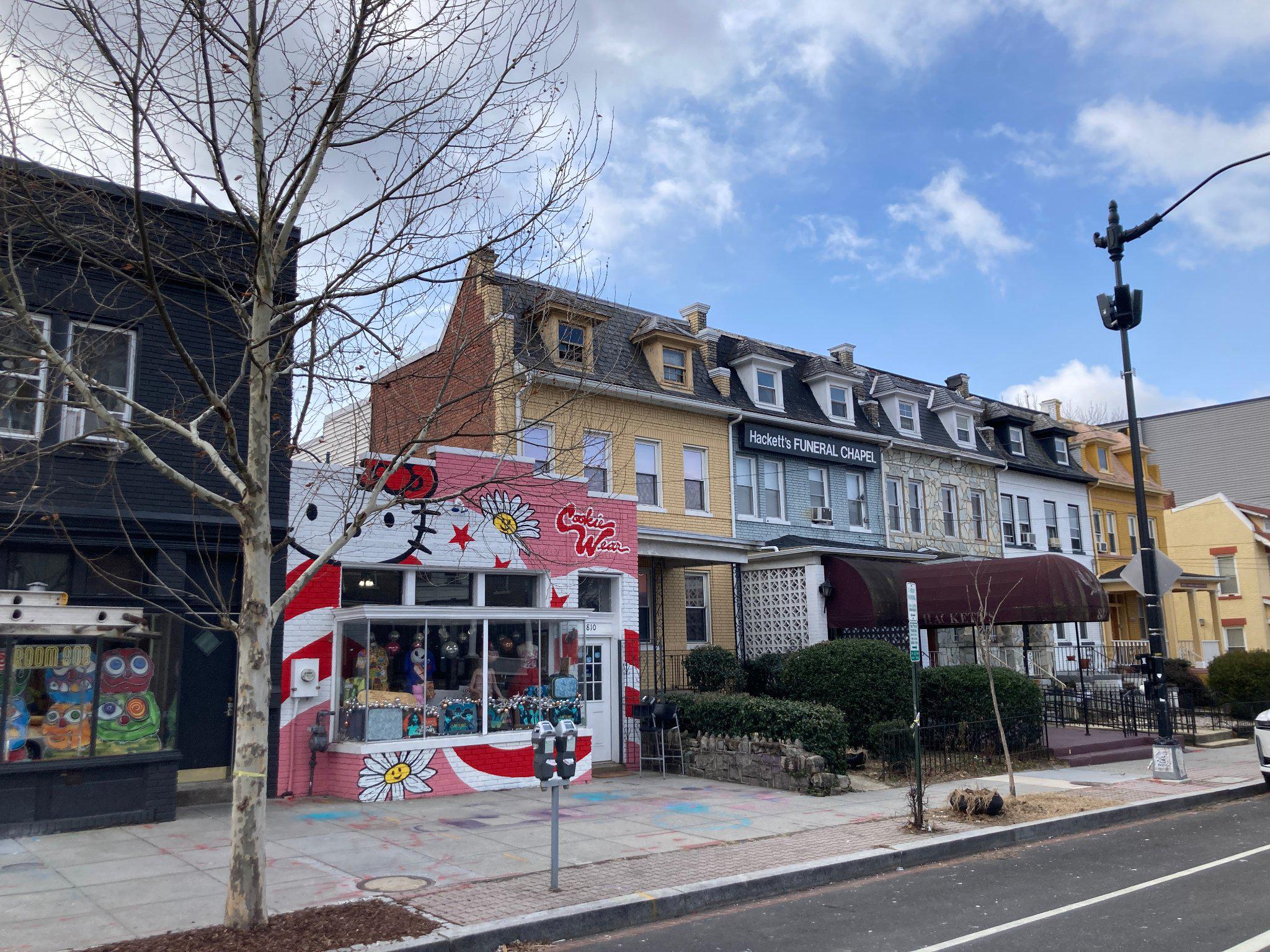 PETWORTH - Commercial Sale