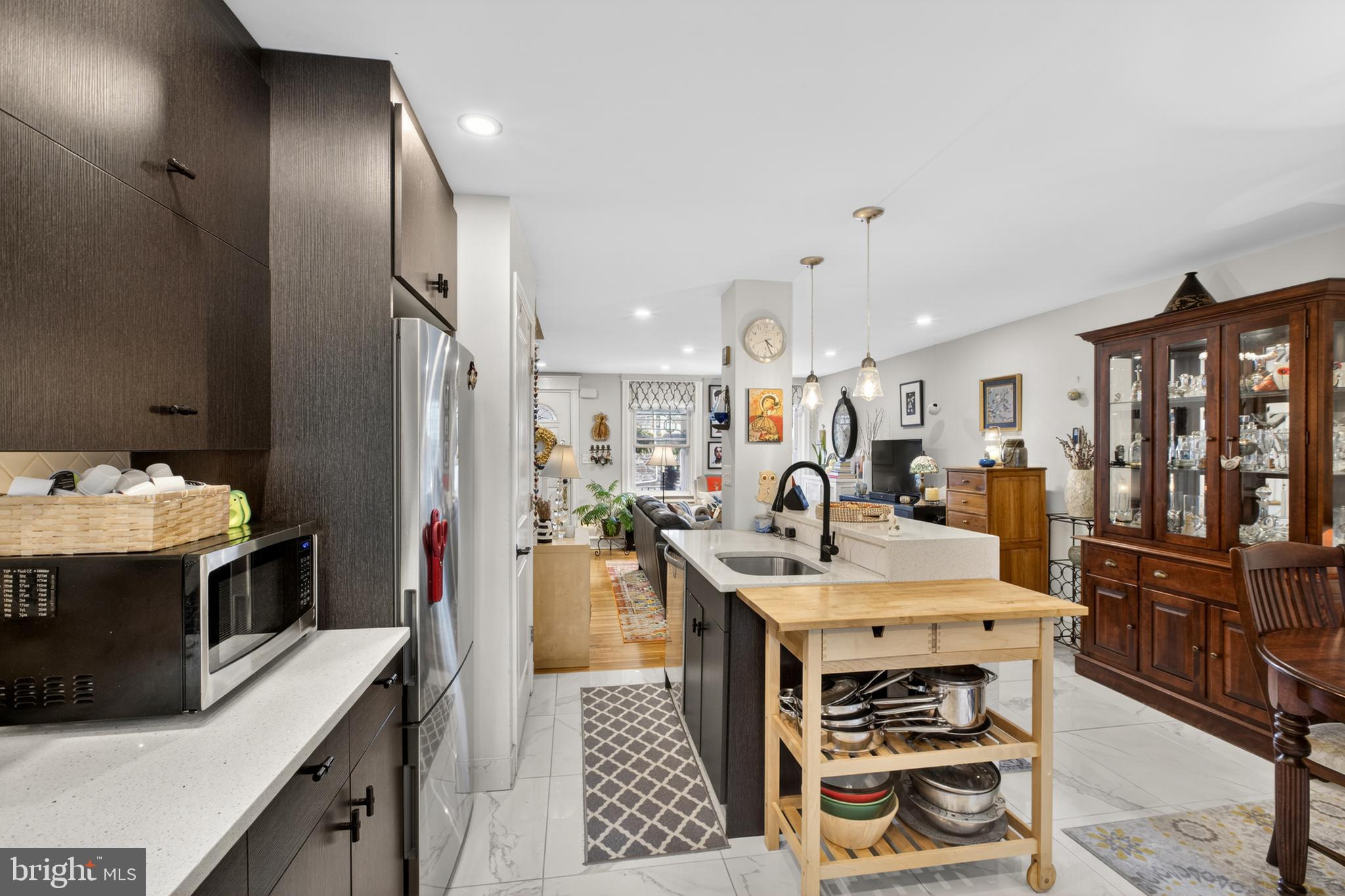 CHESTNUT HILL - Residential