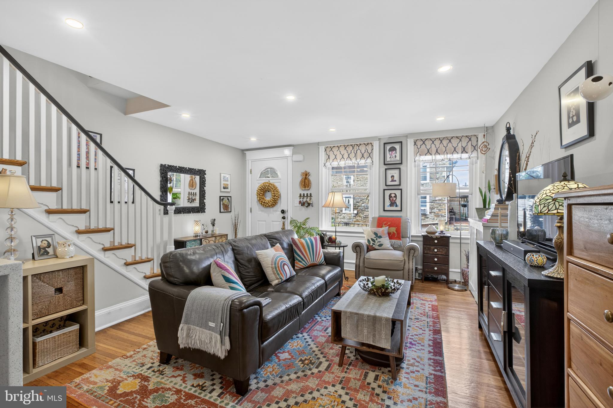 CHESTNUT HILL - Residential