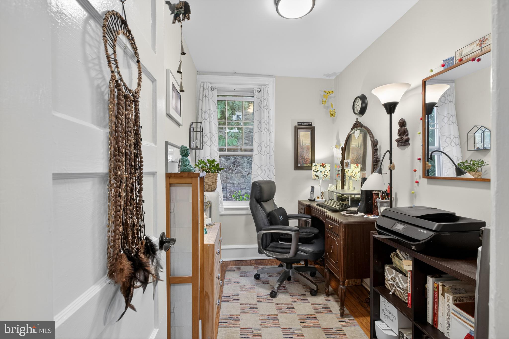 CHESTNUT HILL - Residential