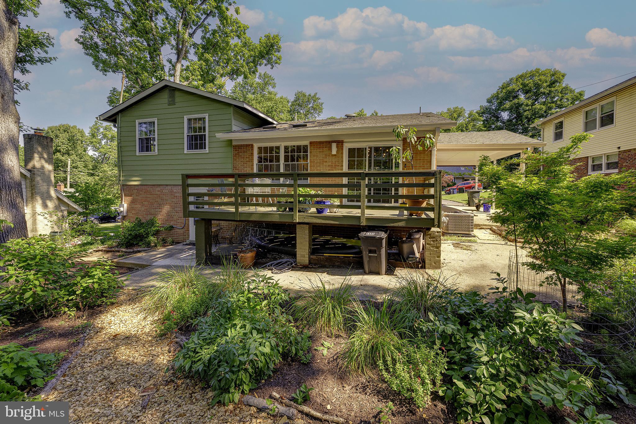 LAKESIDE - Residential