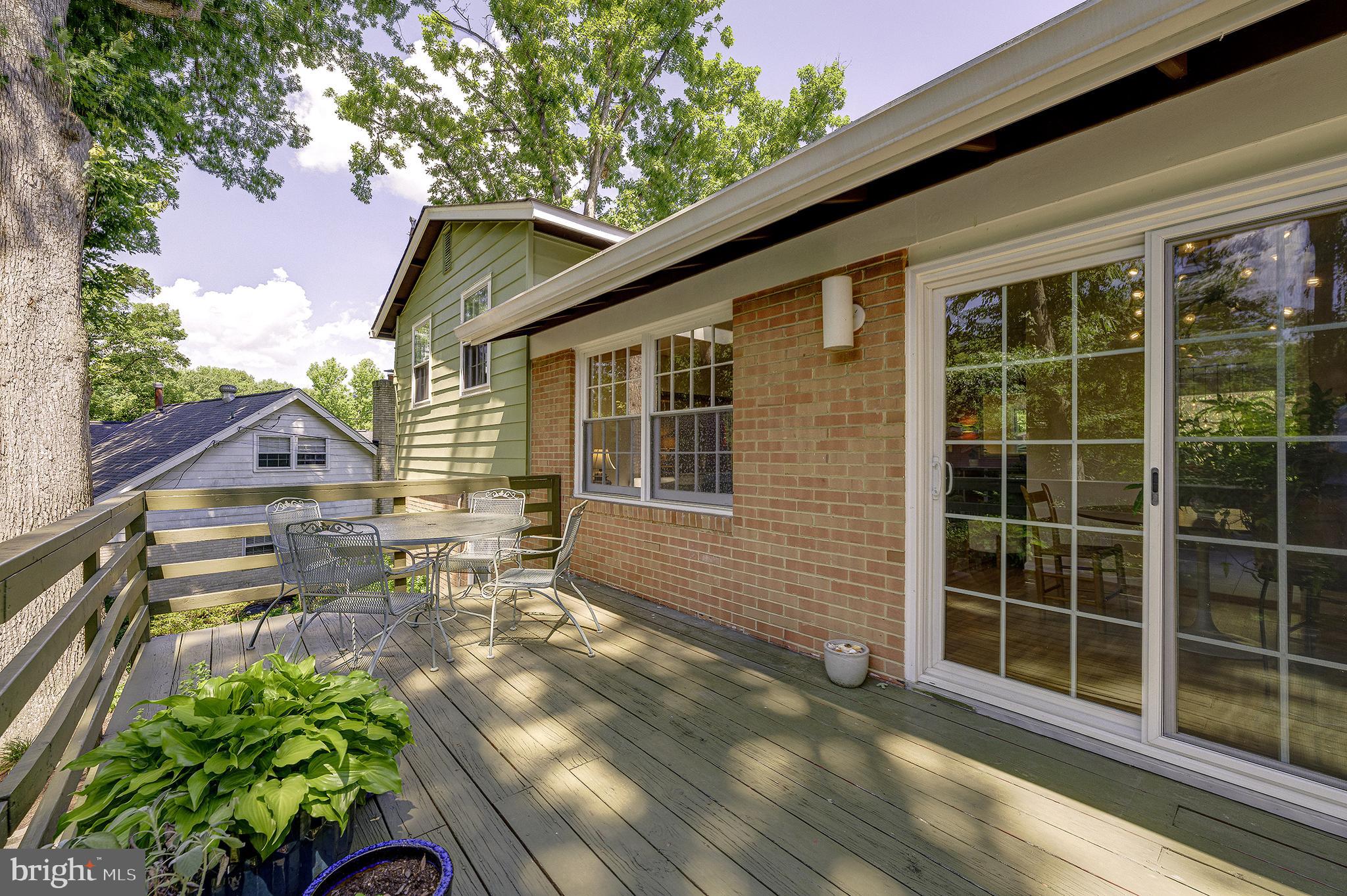 LAKESIDE - Residential