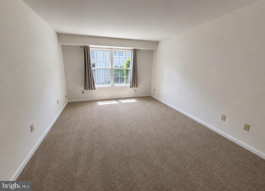 SOCIETY PL - Residential
