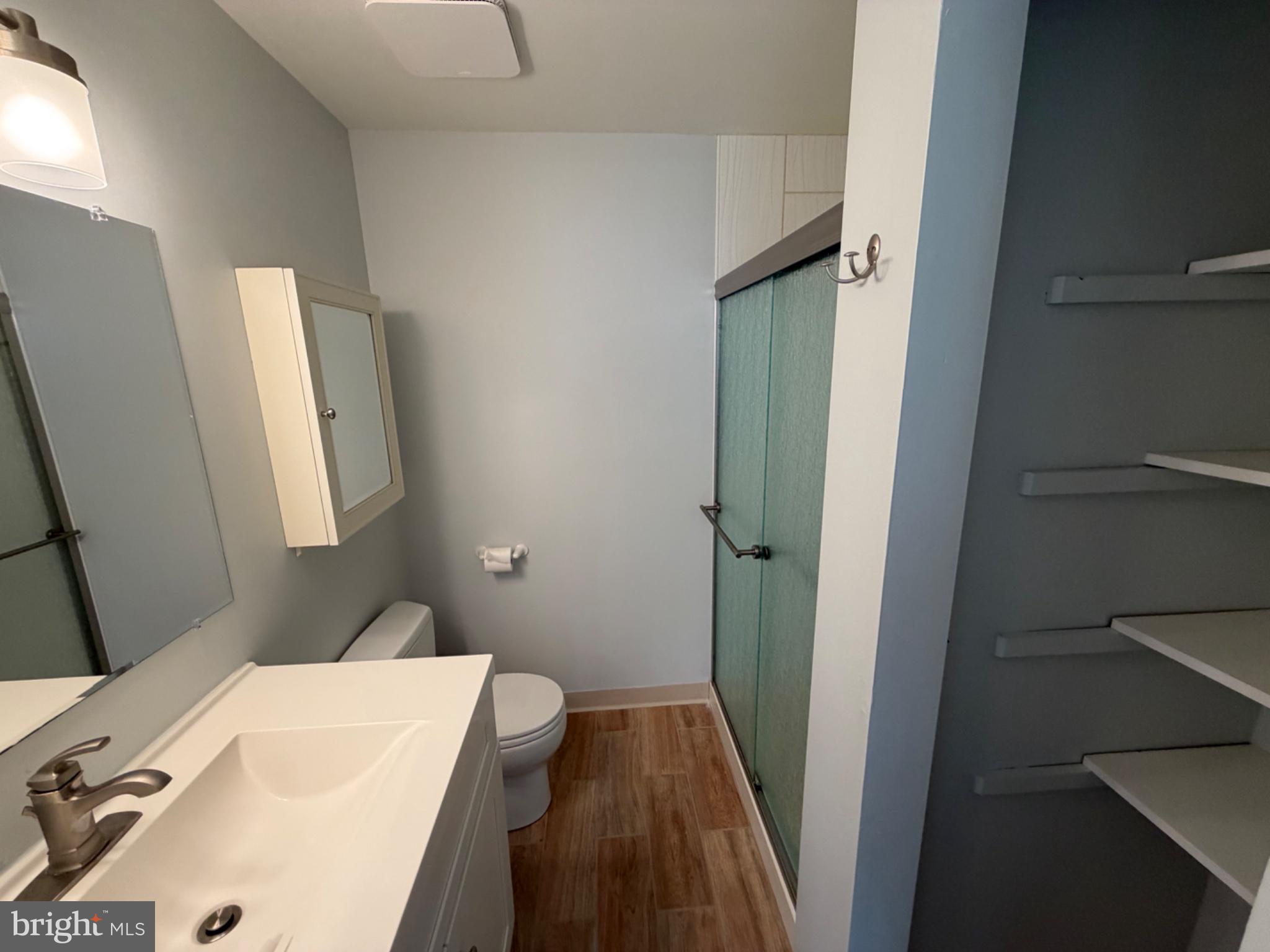 SOCIETY PL - Residential