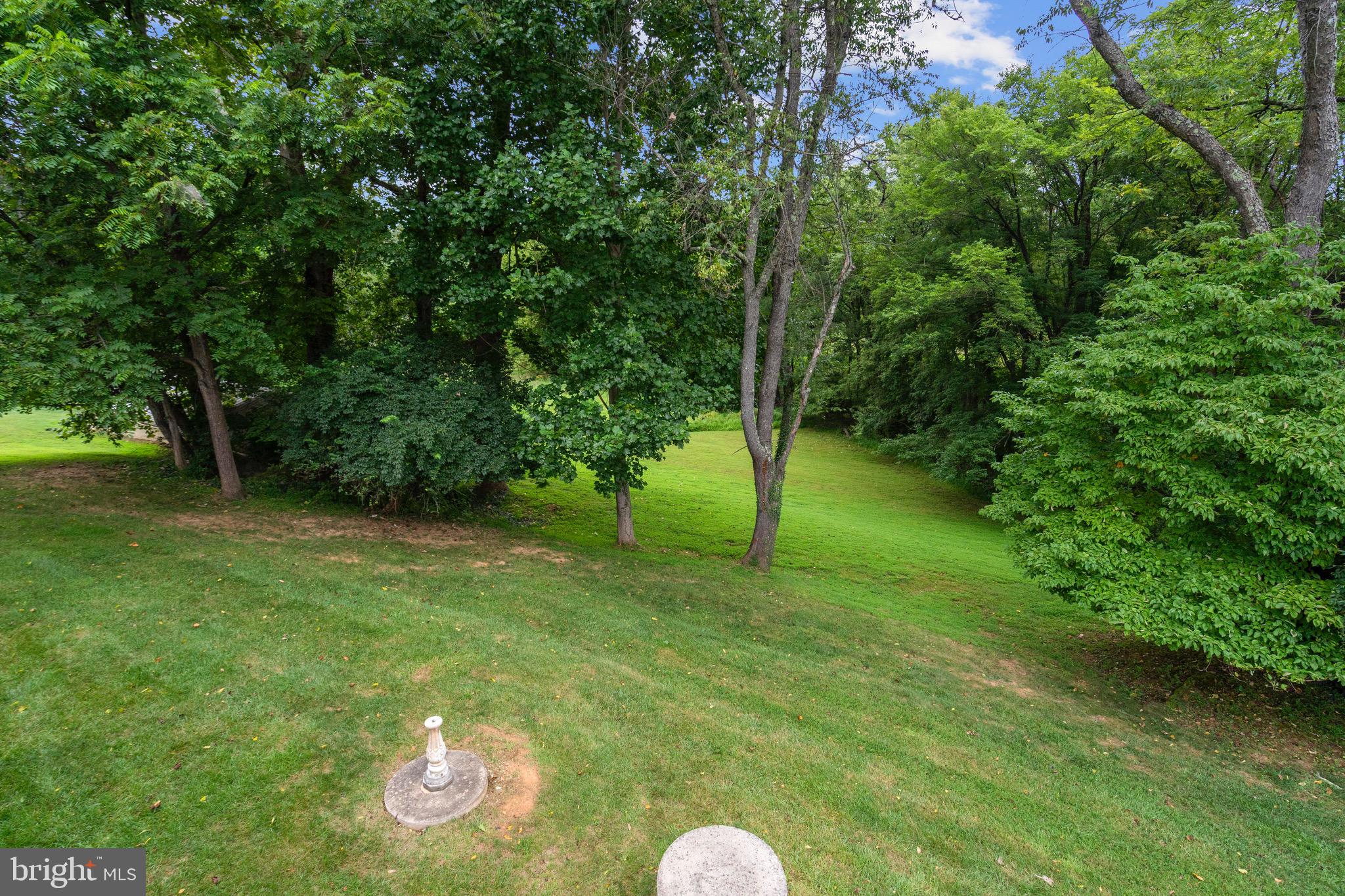 HUNTING HILLS - Residential